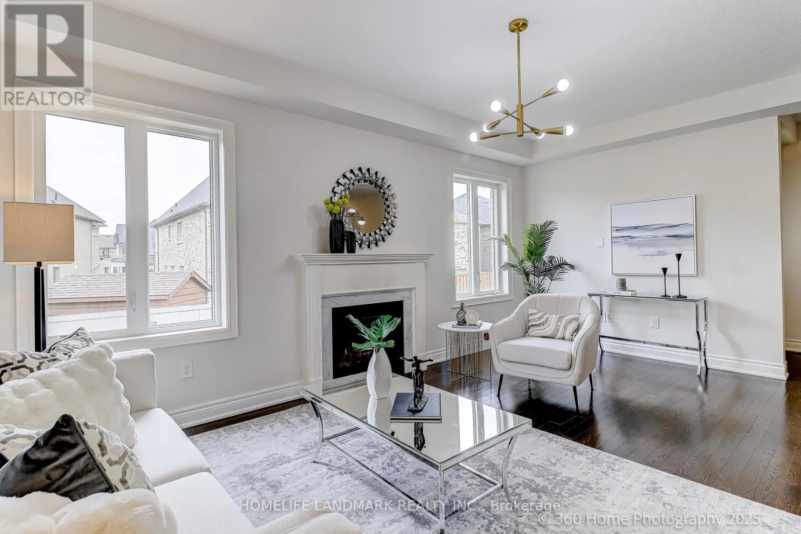 16 BEECHBOROUGH CRESCENT