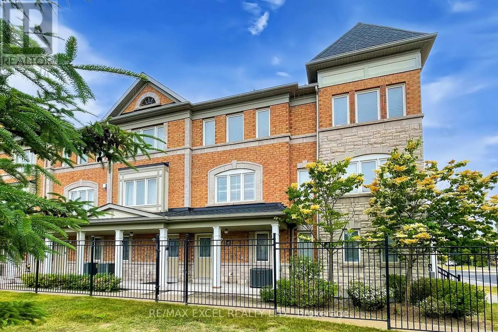 74 SANCTUARY WAY
