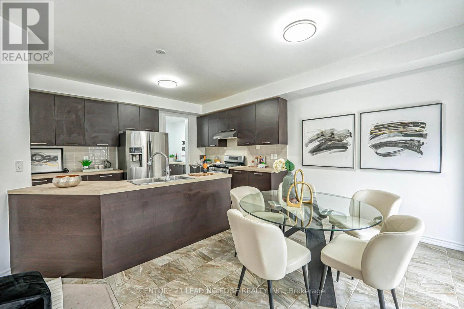 87 RIDGE GATE CRESCENT
