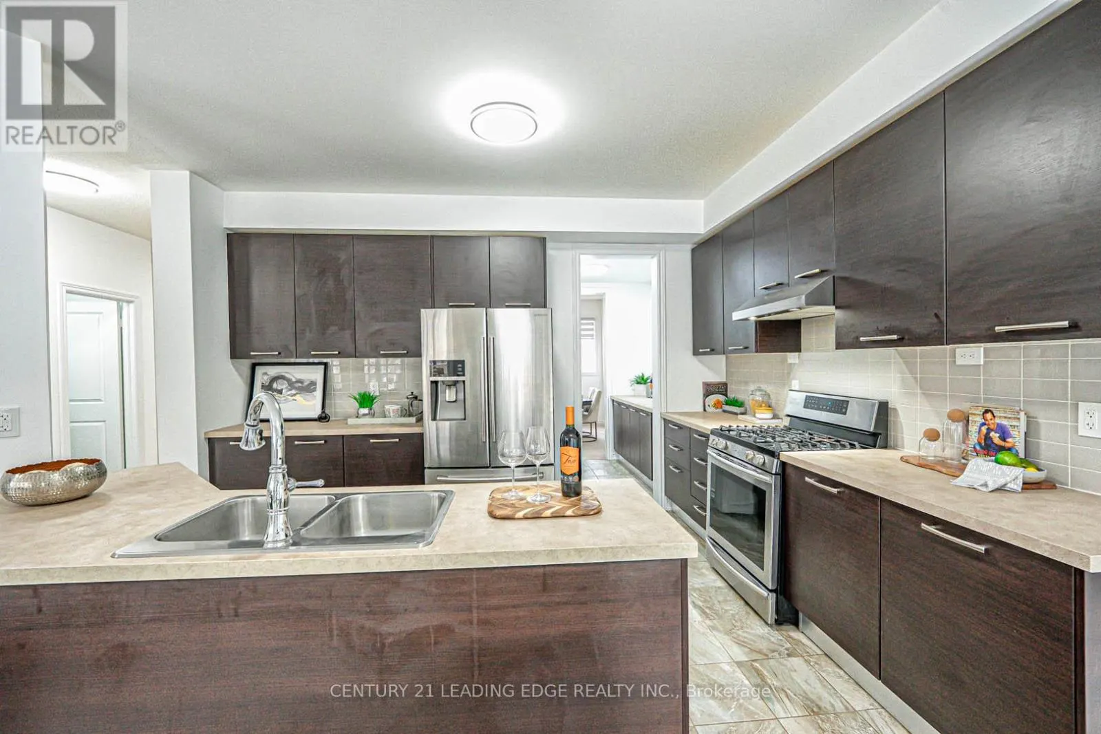 87 RIDGE GATE CRESCENT