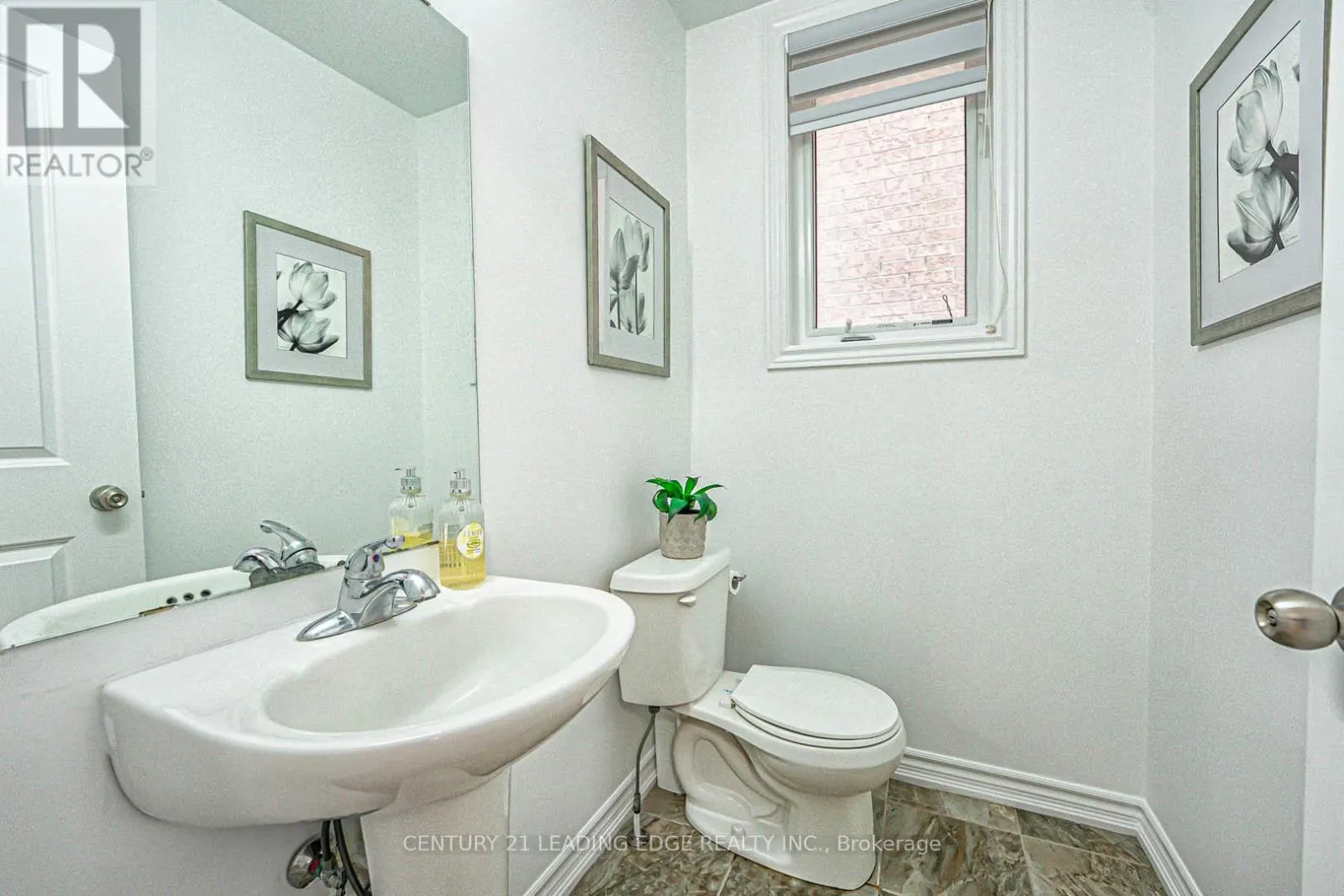 87 RIDGE GATE CRESCENT