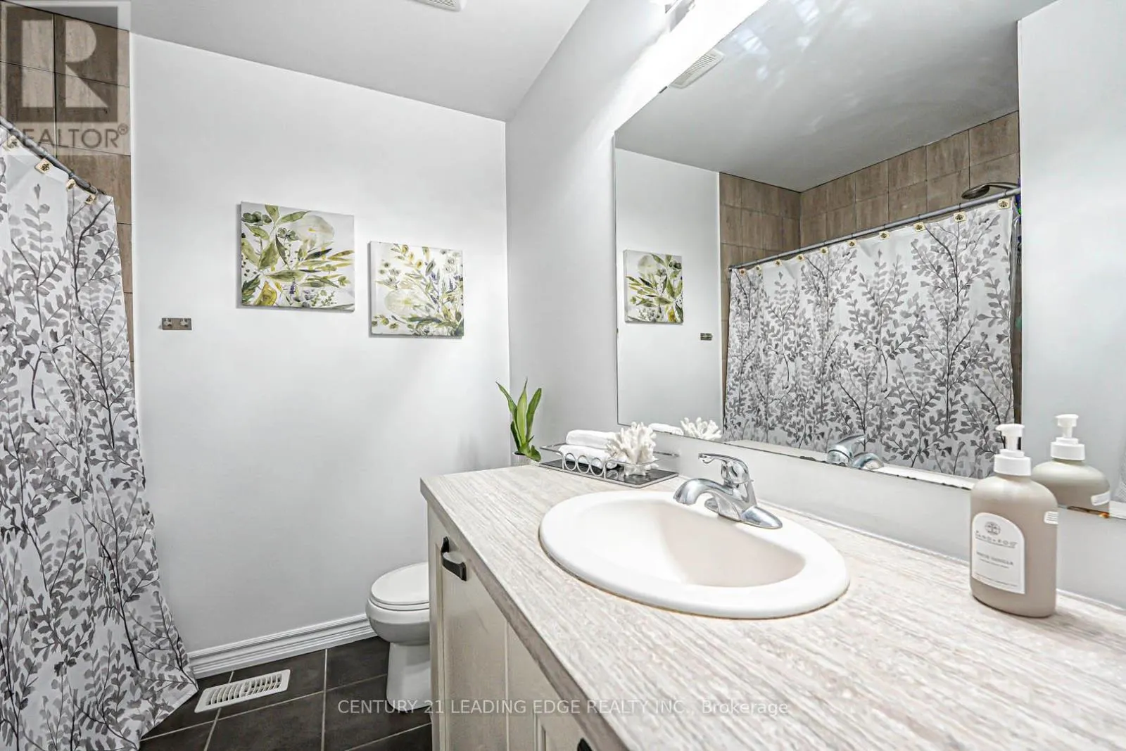 87 RIDGE GATE CRESCENT