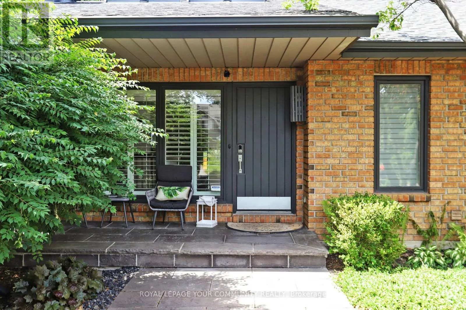 29 CURTIS CRESCENT