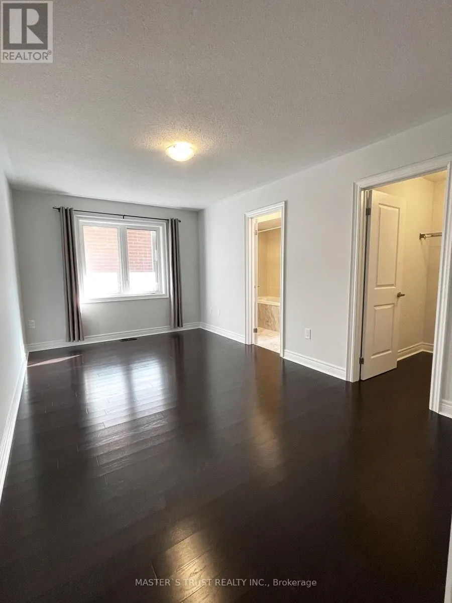 18 CLIFFORD FAIRBARN DRIVE