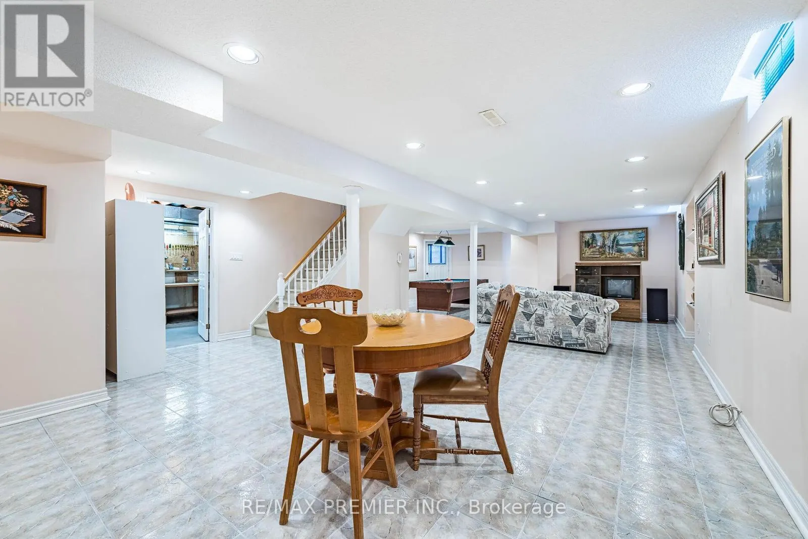 18 MATHEWSON STREET