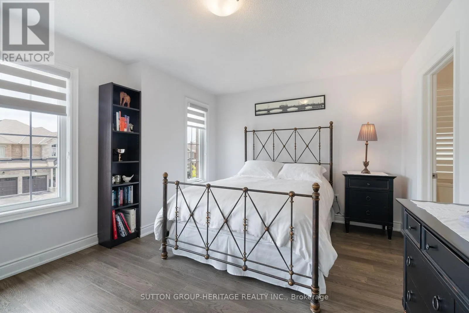 54 ROBB THOMPSON ROAD