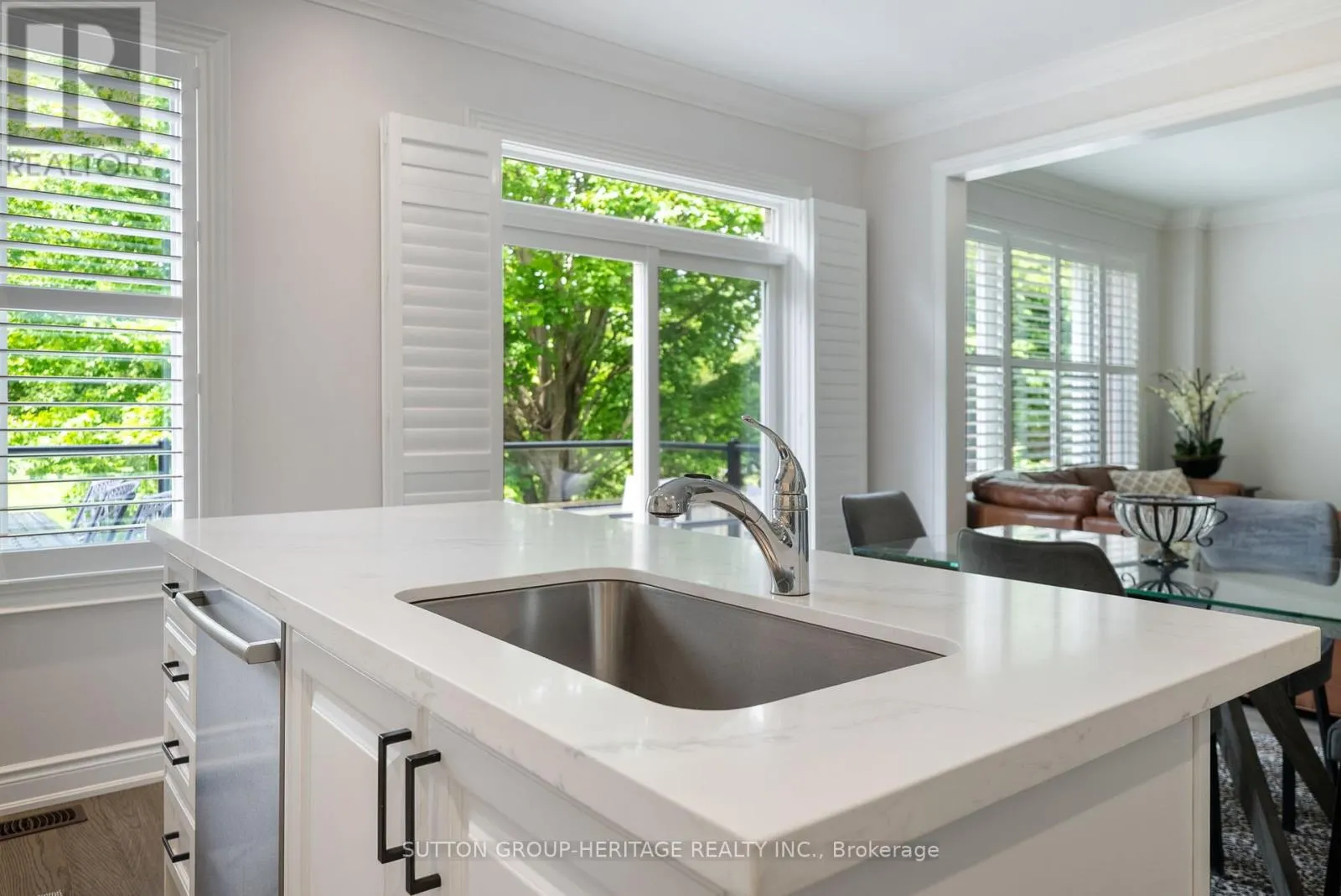 54 ROBB THOMPSON ROAD