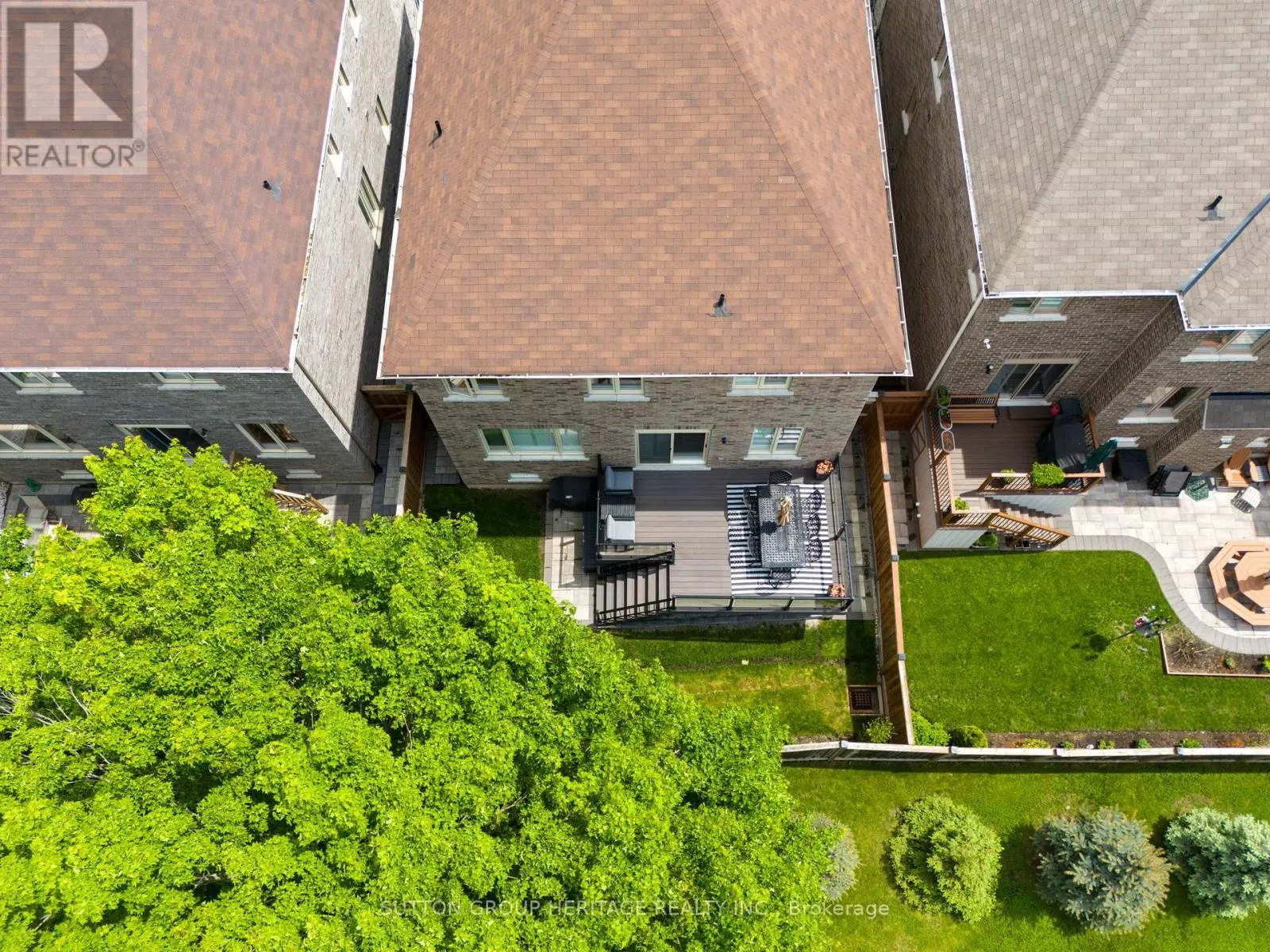 54 ROBB THOMPSON ROAD