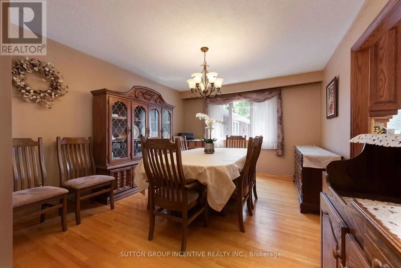 1983 INNISFIL HEIGHTS CRESCENT