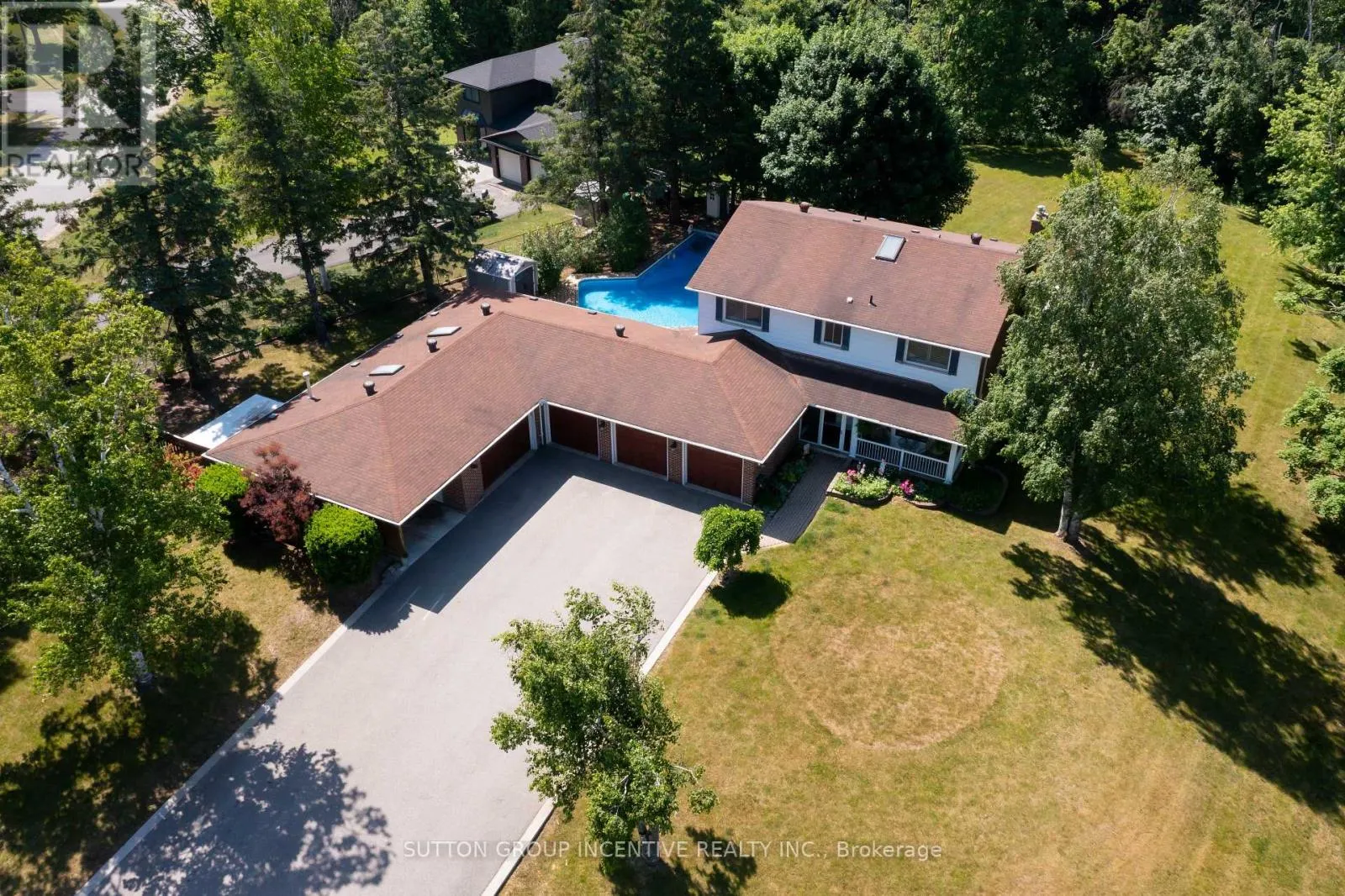 1983 INNISFIL HEIGHTS CRESCENT
