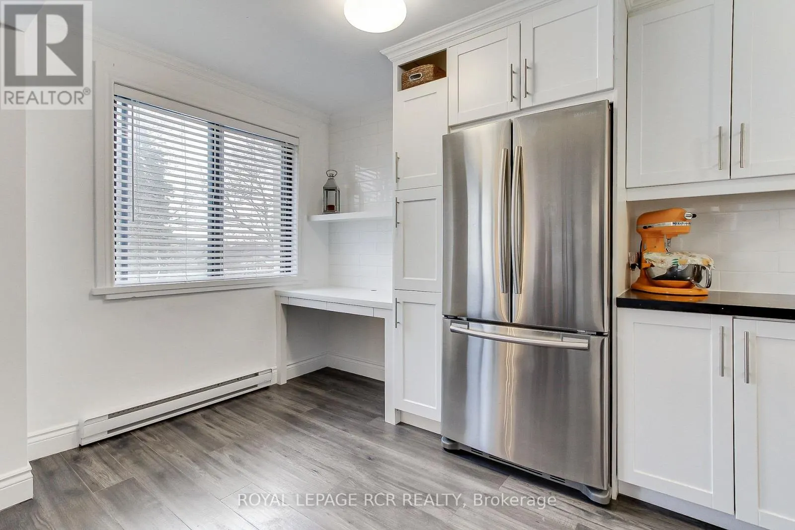 9 - 136 SCANLON AVENUE