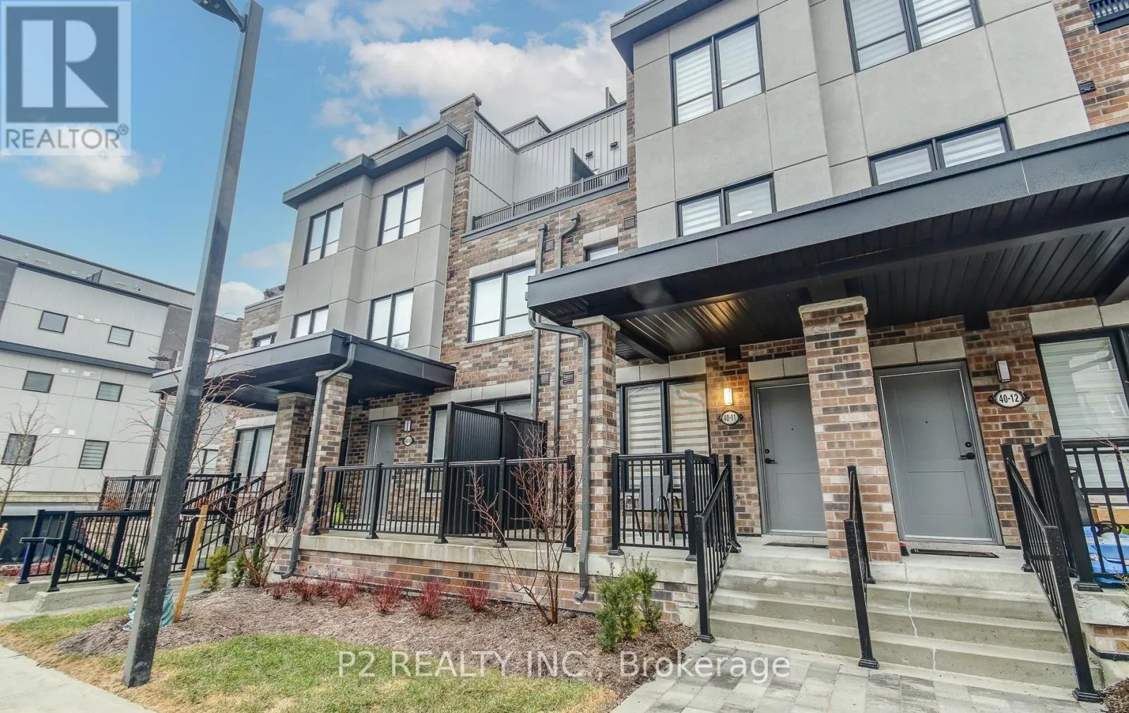 11 - 40 BAYNES WAY