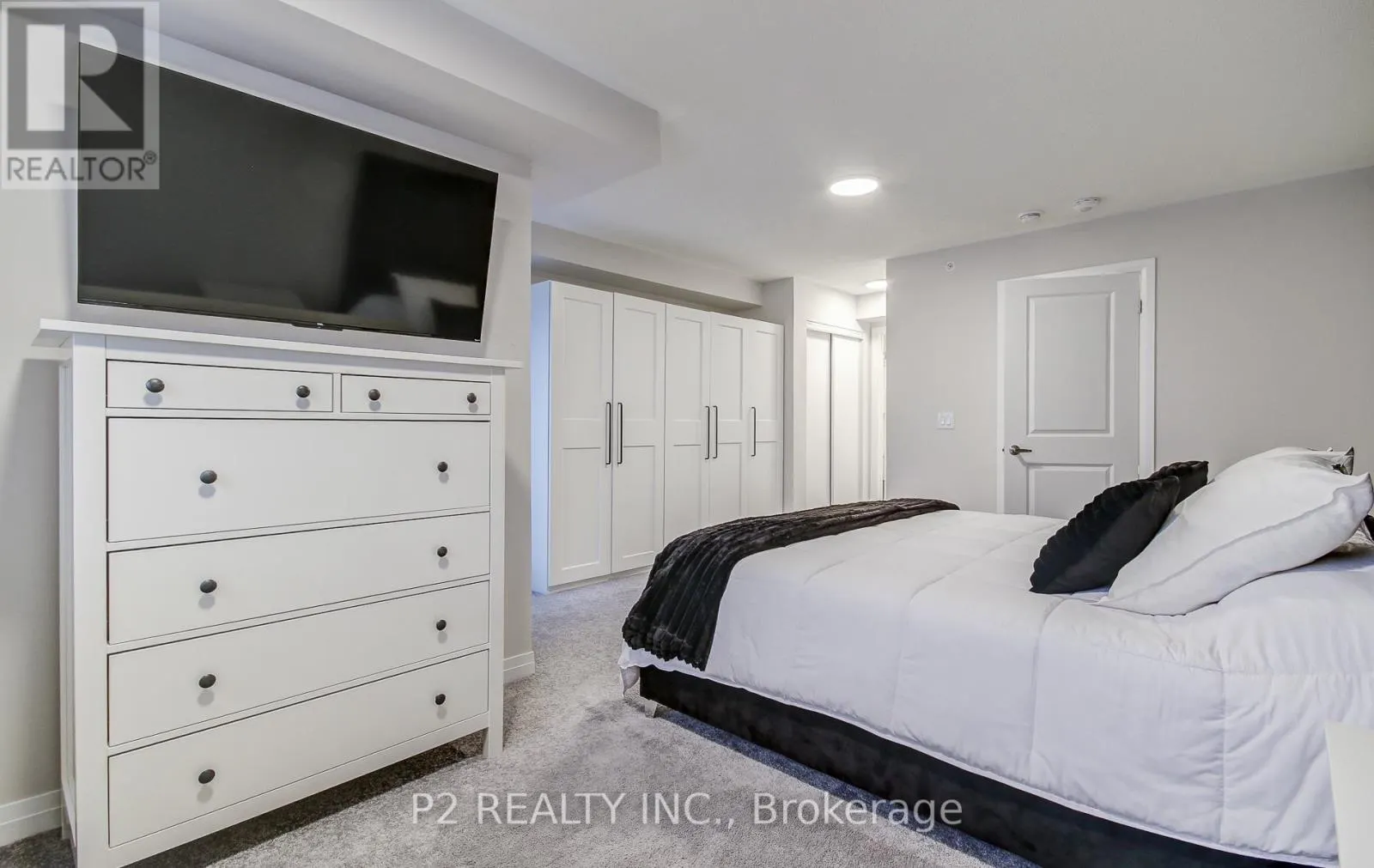 11 - 40 BAYNES WAY