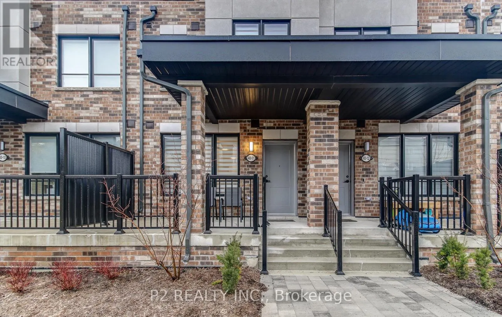 11 - 40 BAYNES WAY