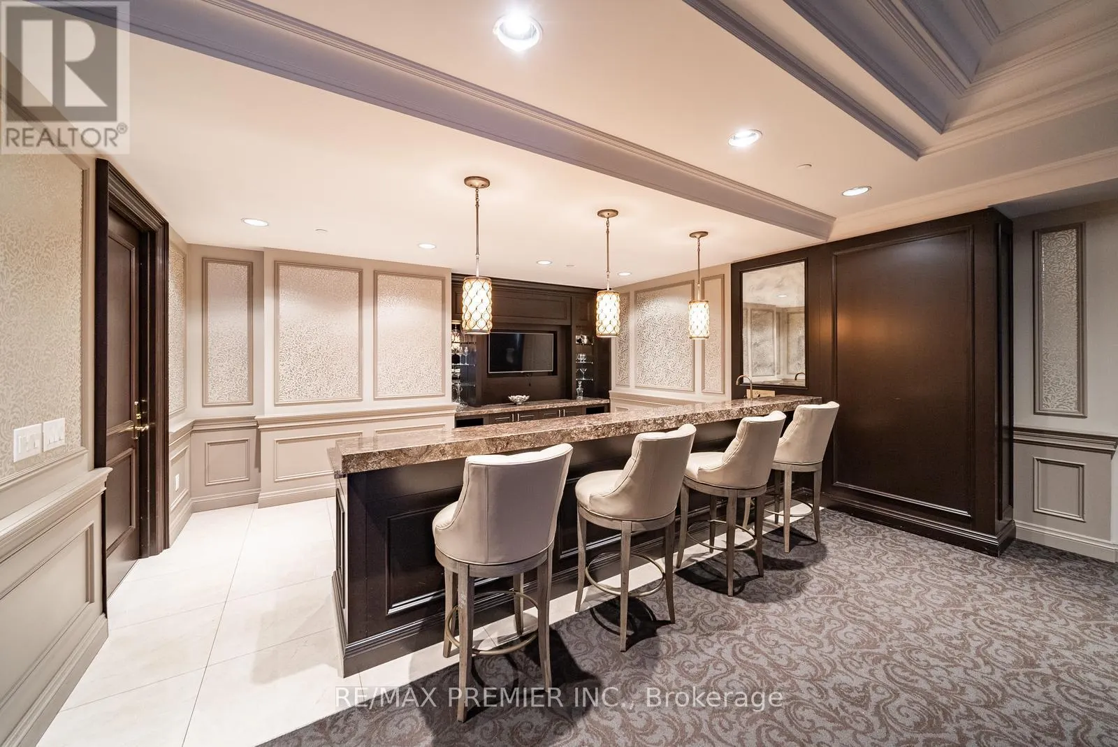 PH06 - 9255 JANE STREET