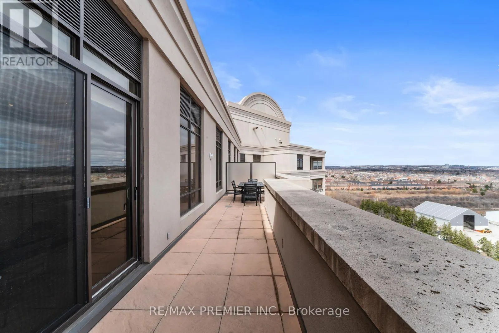 PH06 - 9255 JANE STREET