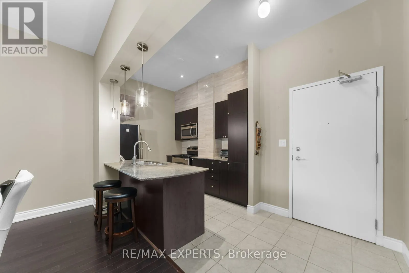 105 - 10211 KEELE STREET
