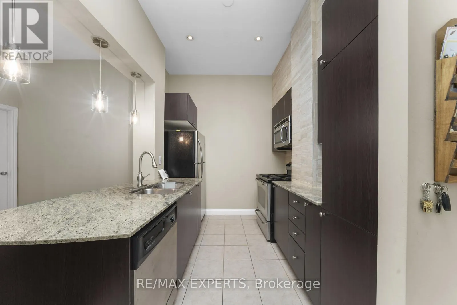 105 - 10211 KEELE STREET