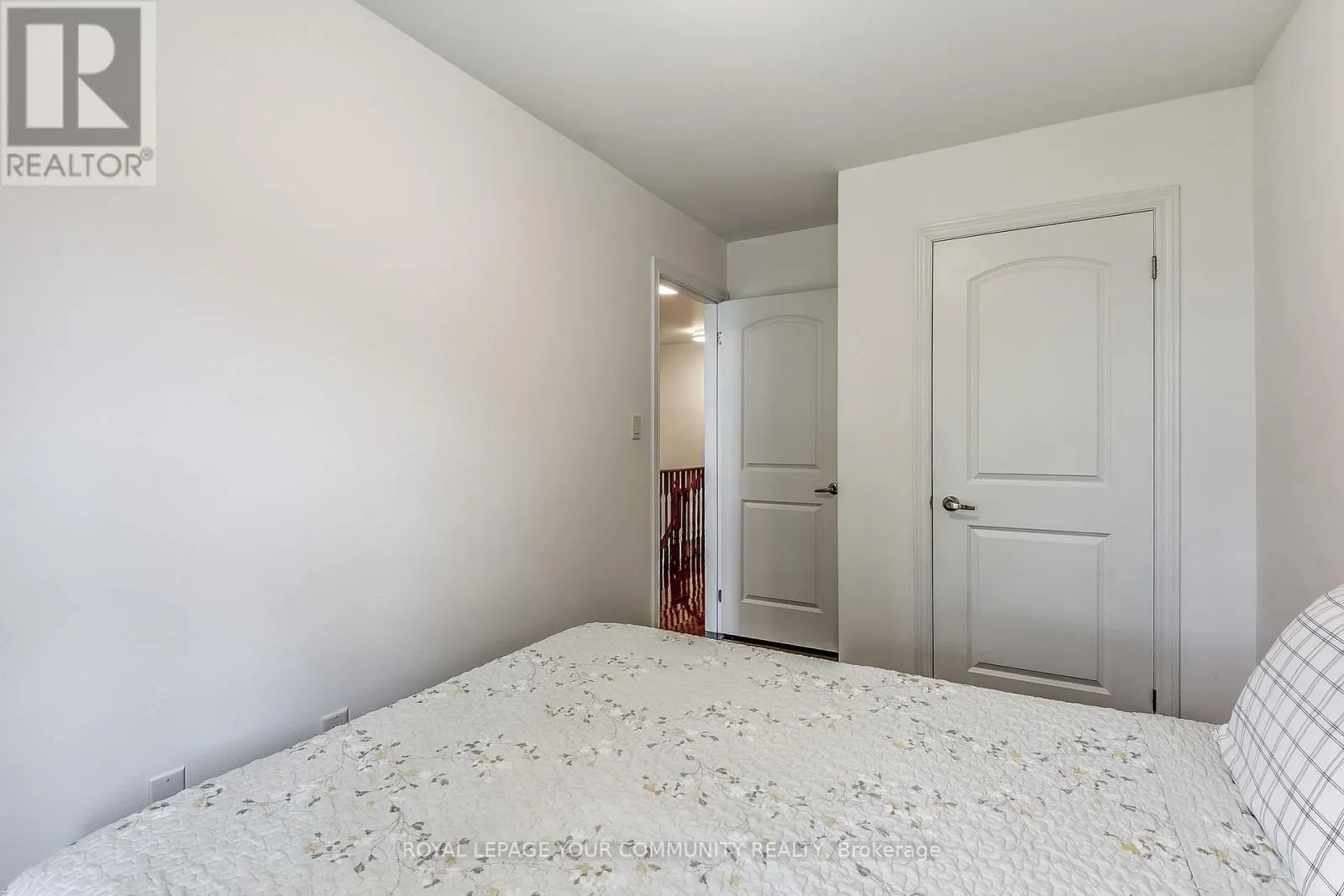 11 - 9205 BATHURST STREET