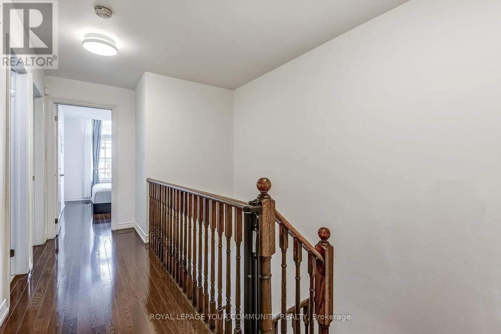 11 - 9205 BATHURST STREET