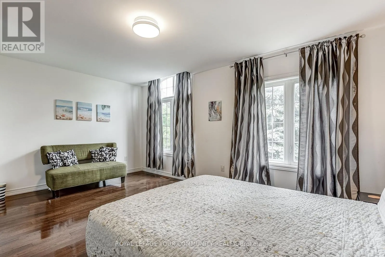 11 - 9205 BATHURST STREET
