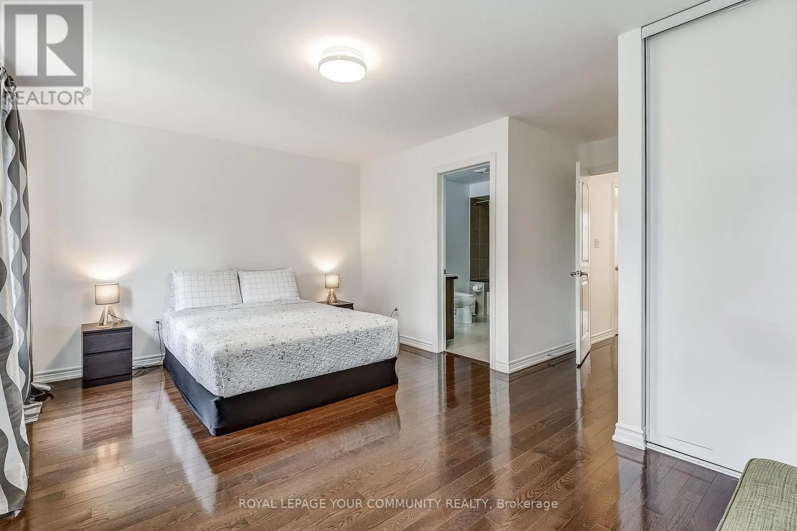 11 - 9205 BATHURST STREET