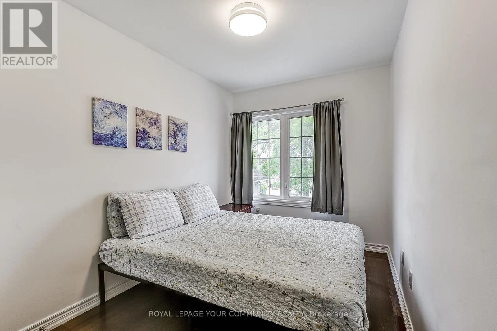 11 - 9205 BATHURST STREET