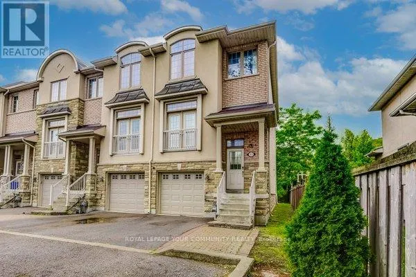 11 - 9205 BATHURST STREET
