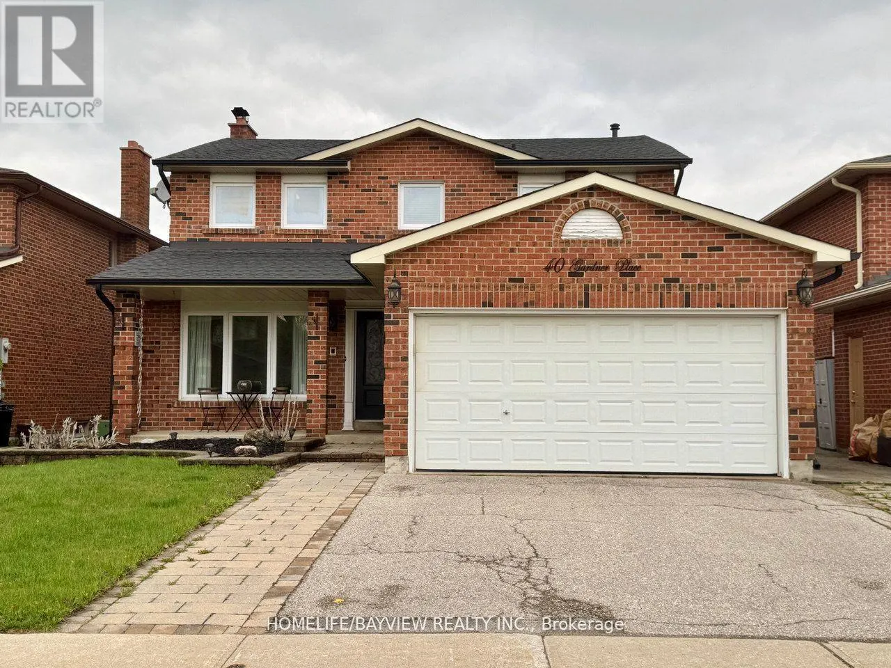 40 GARDNER PLACE