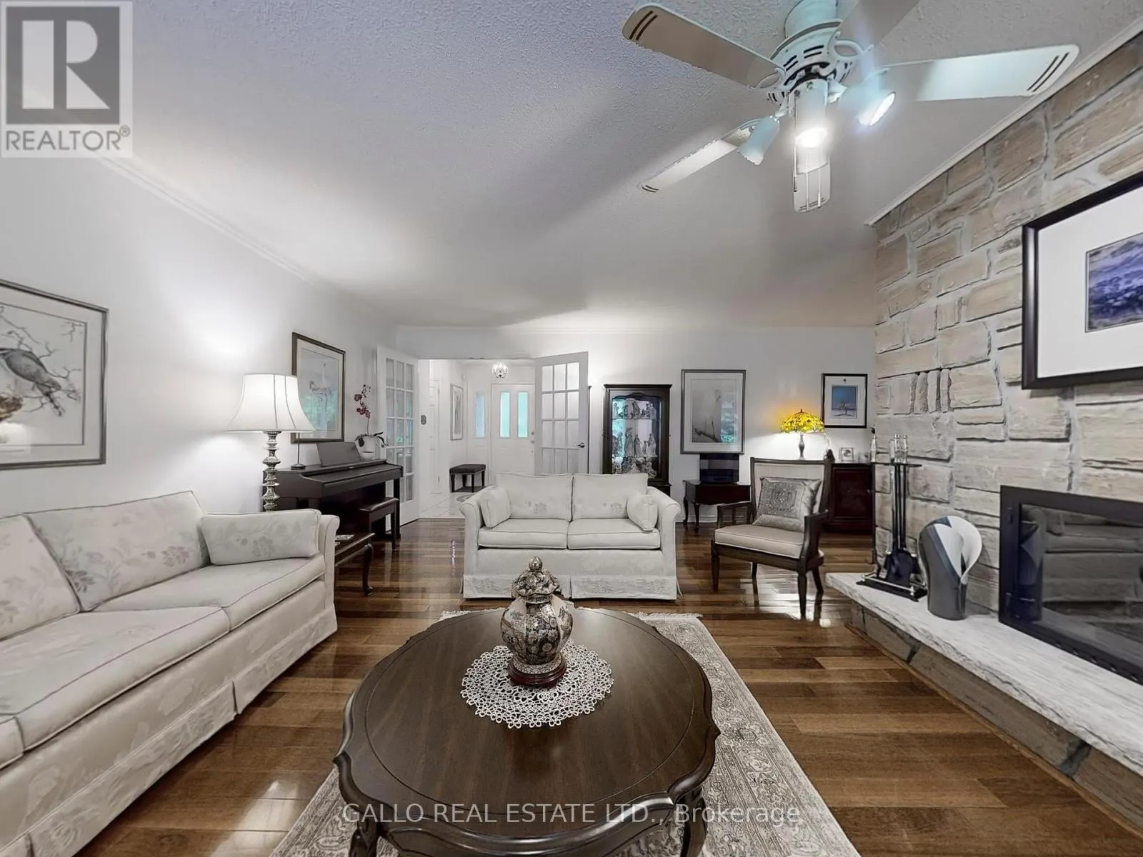 15 MAPLE BUSH TRAIL