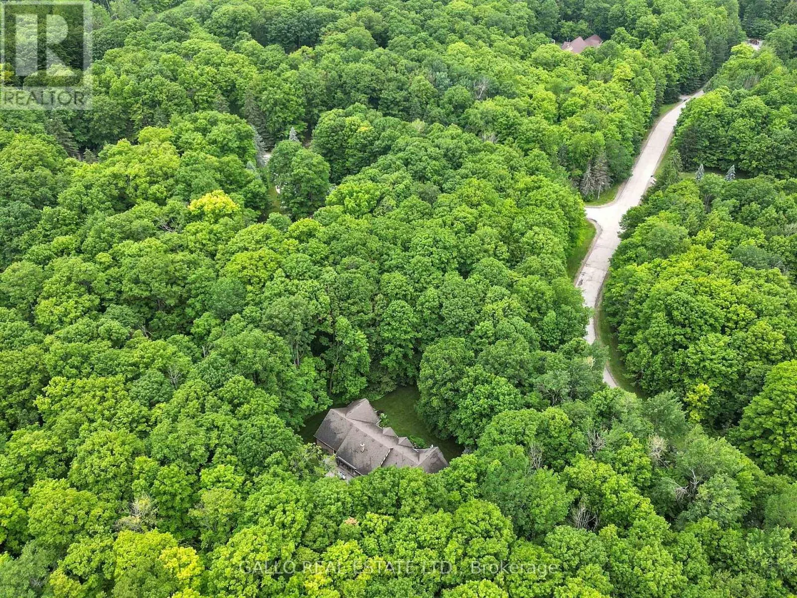15 MAPLE BUSH TRAIL