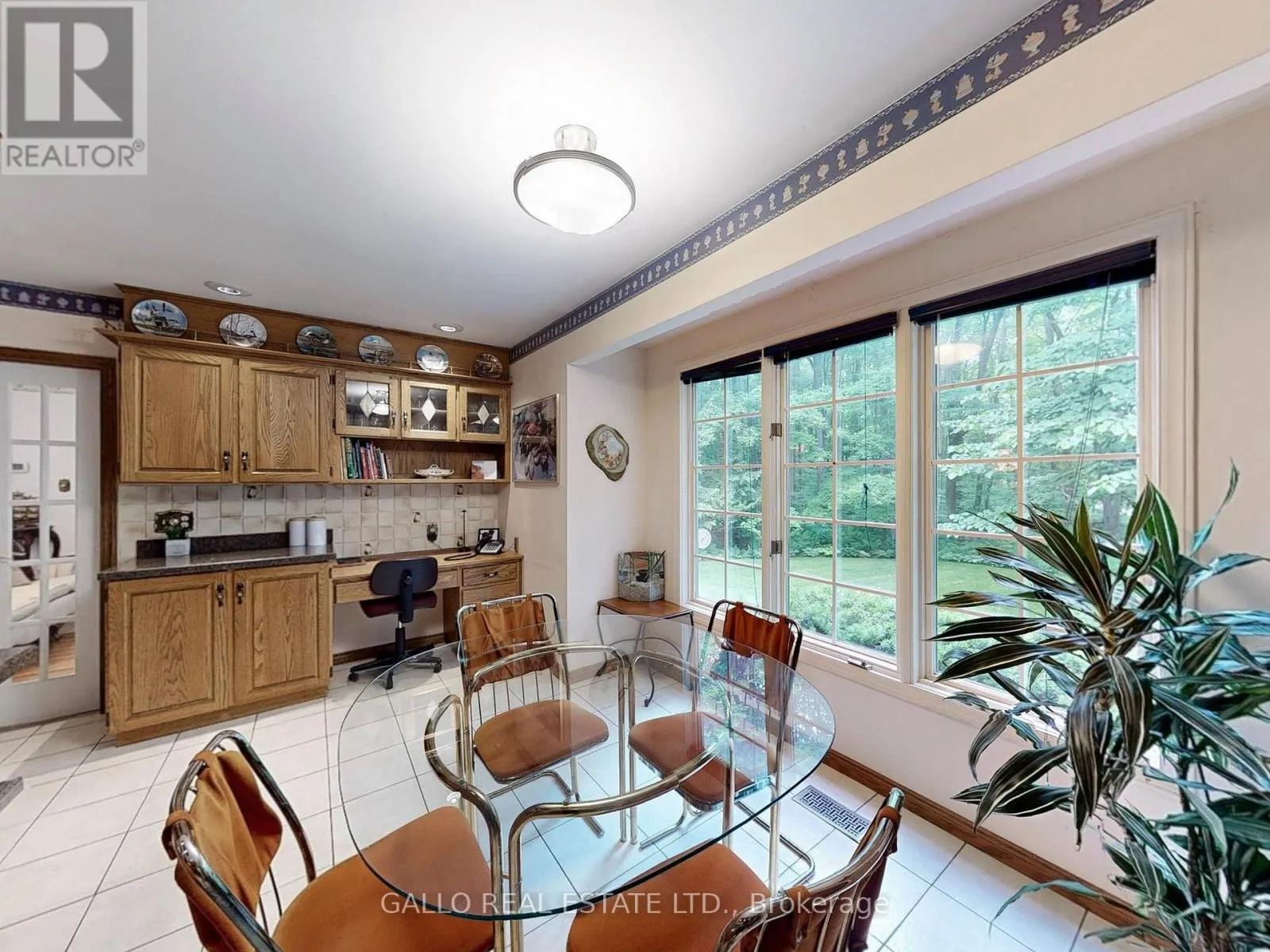 15 MAPLE BUSH TRAIL