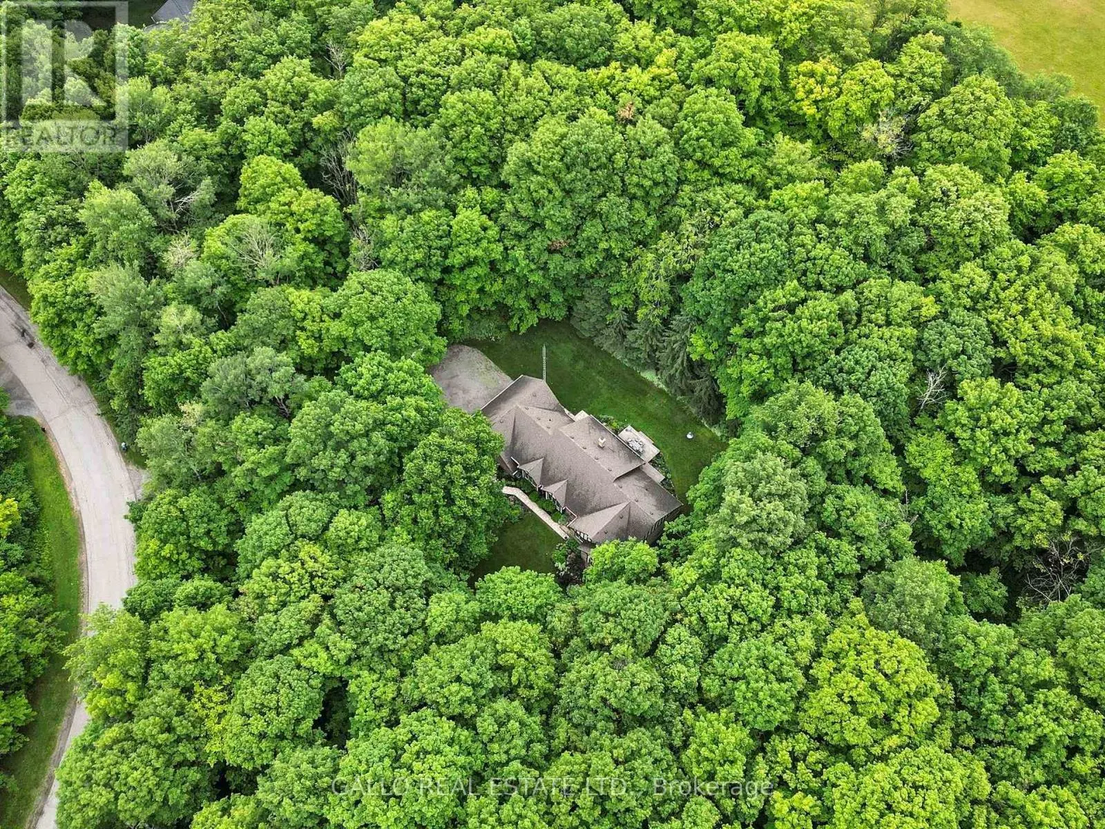 15 MAPLE BUSH TRAIL