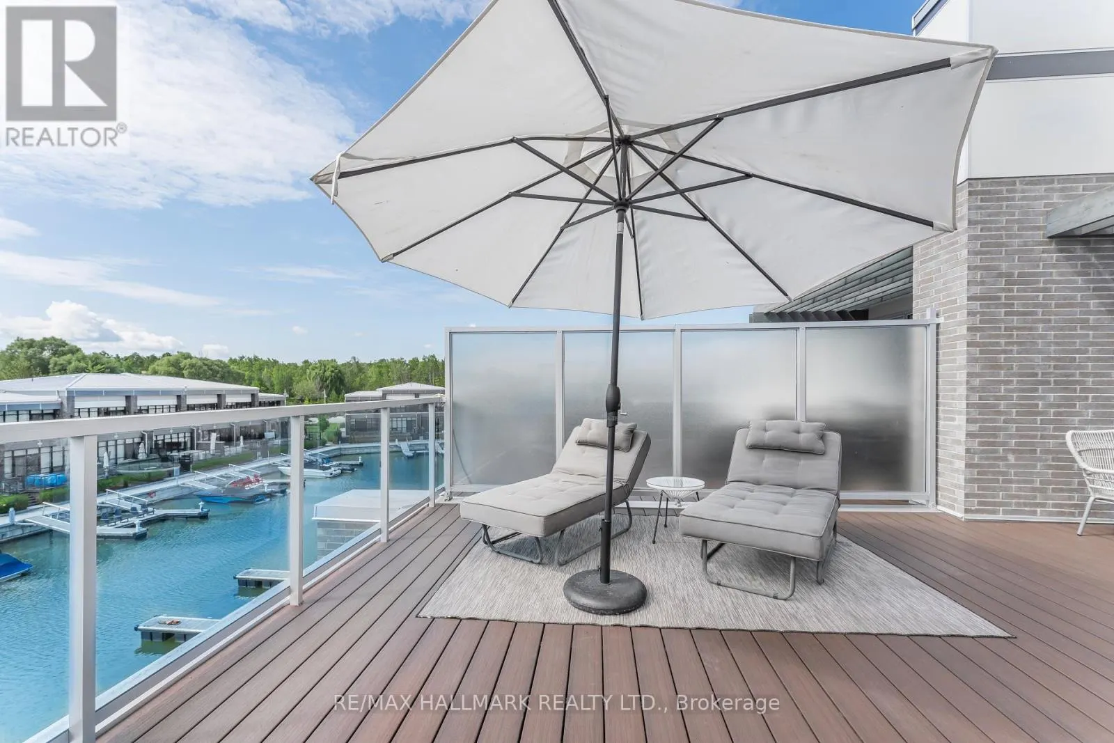 3712 FERRETTI COURT
