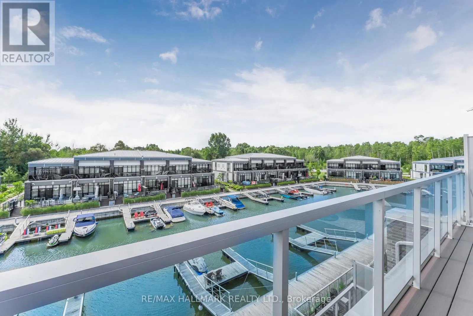 3712 FERRETTI COURT