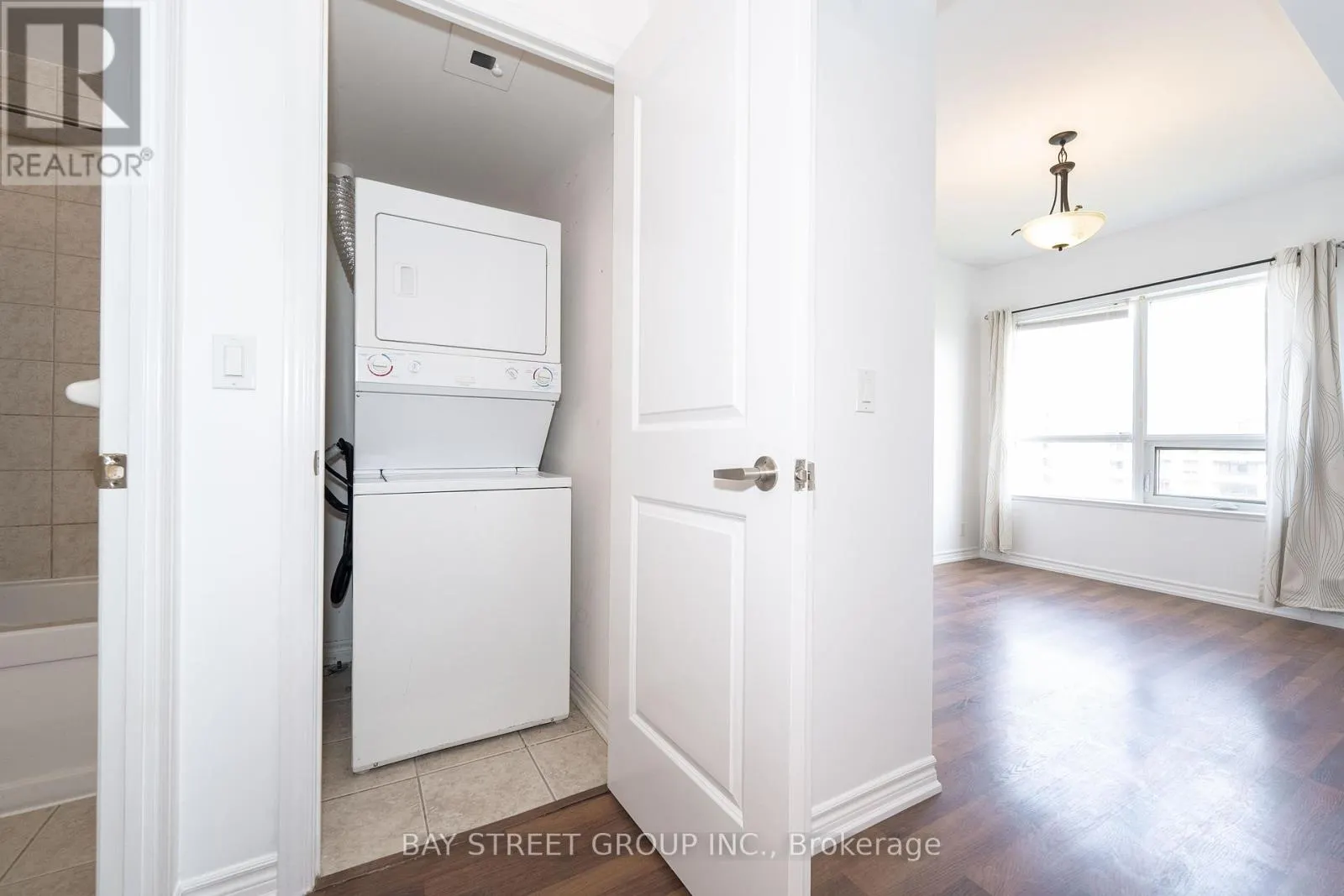 1406 - 9225 JANE STREET