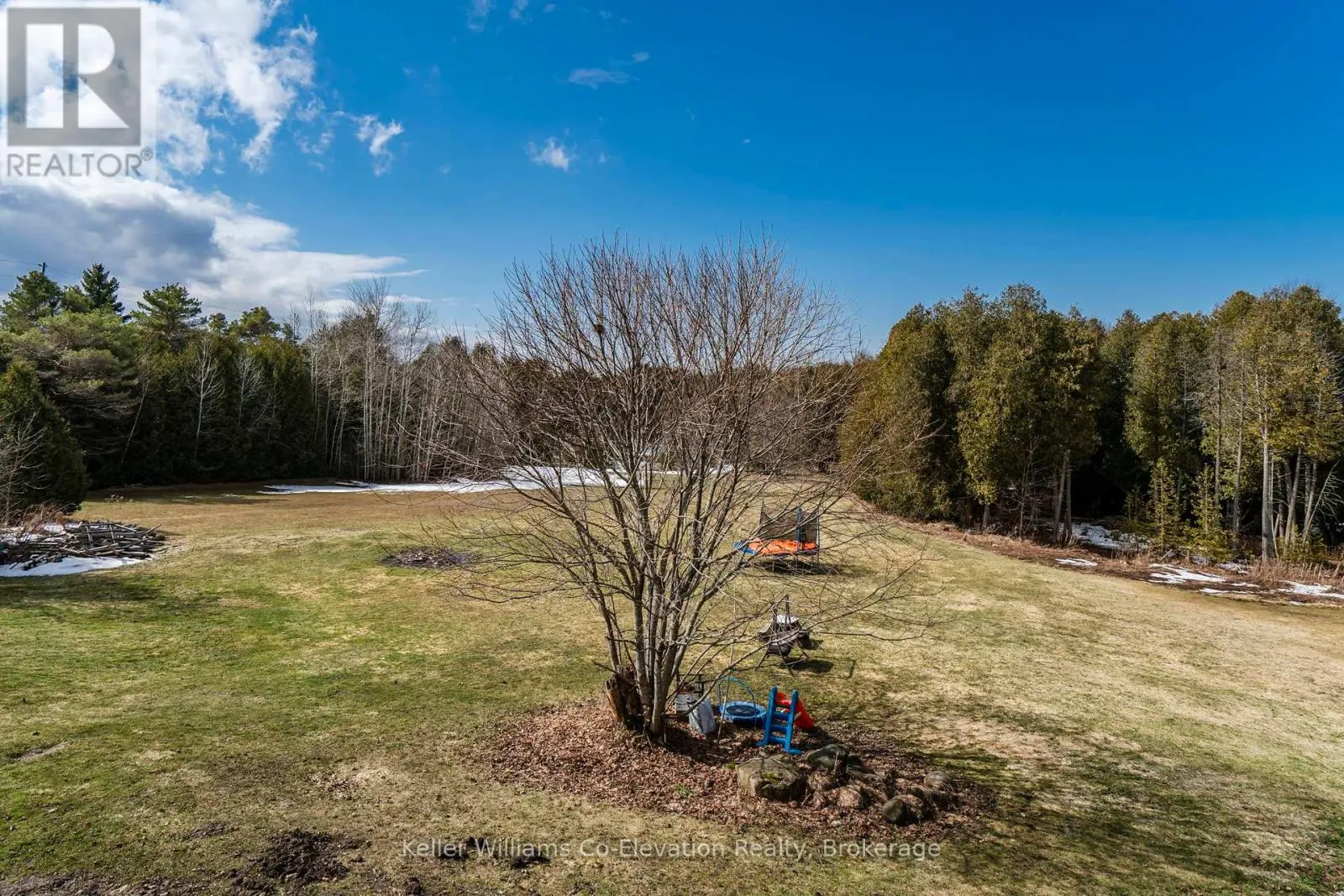 4684 10TH SIDE ROAD