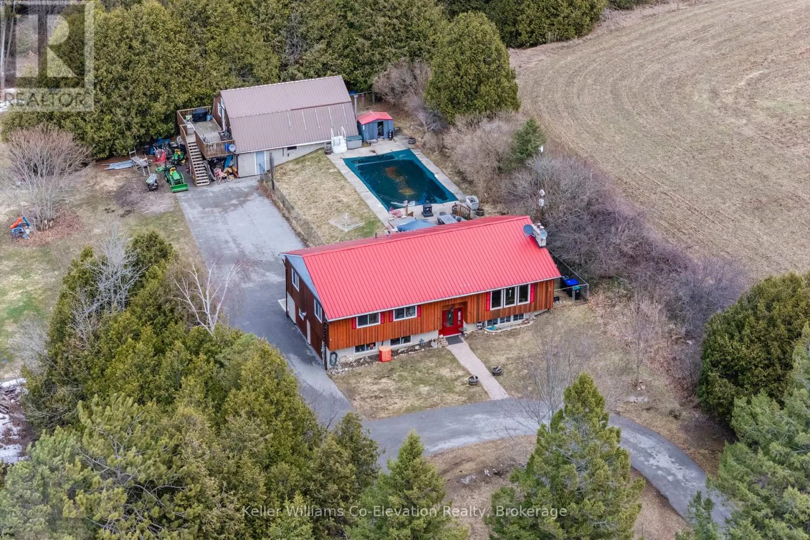 4684 10TH SIDE ROAD