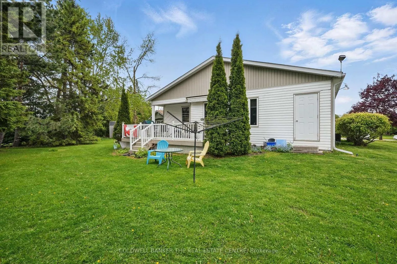 15 RECREATION DRIVE