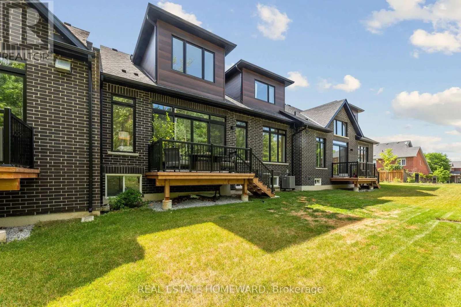 11 LOIS TORRANCE TRAIL