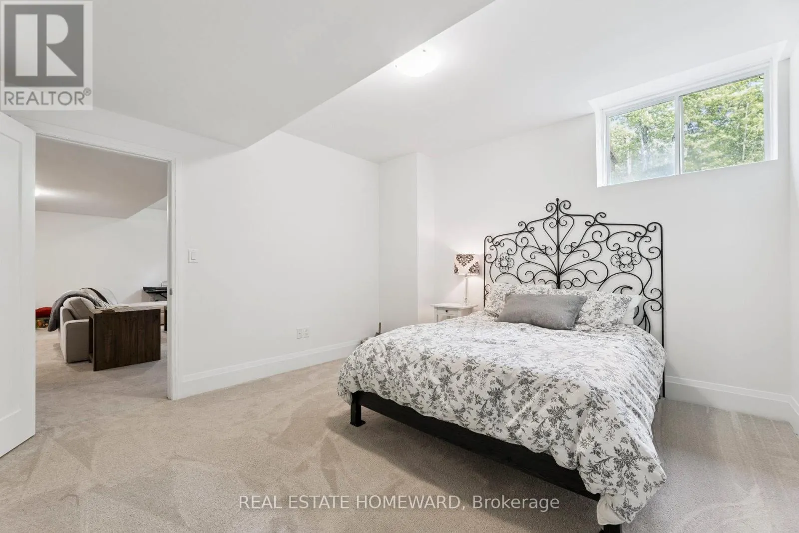 11 LOIS TORRANCE TRAIL