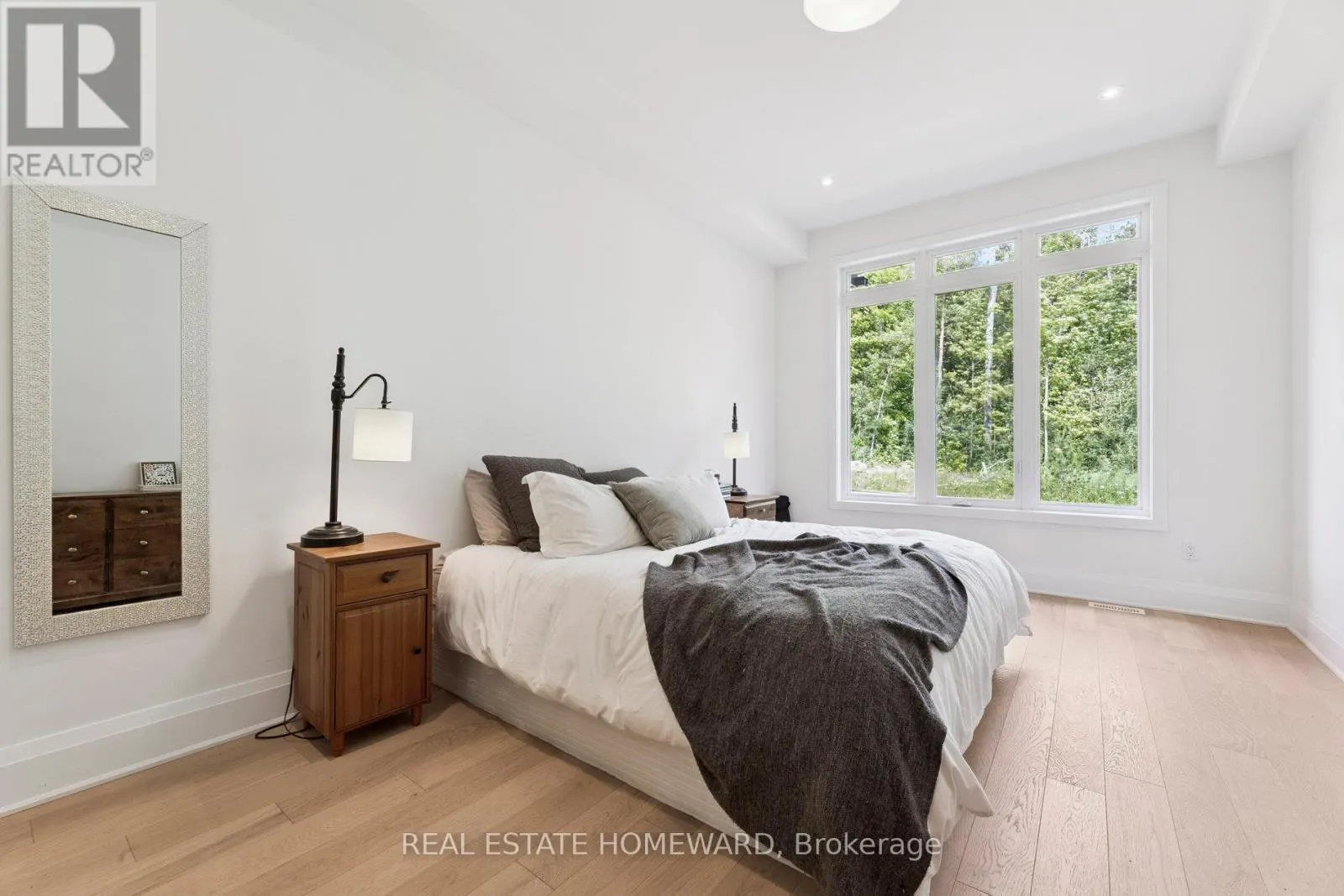 11 LOIS TORRANCE TRAIL
