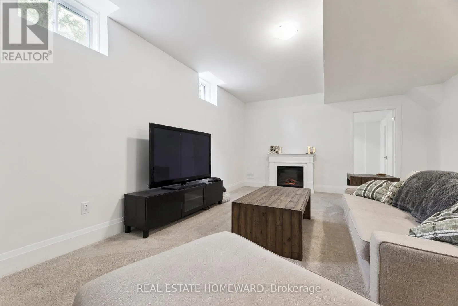 11 LOIS TORRANCE TRAIL