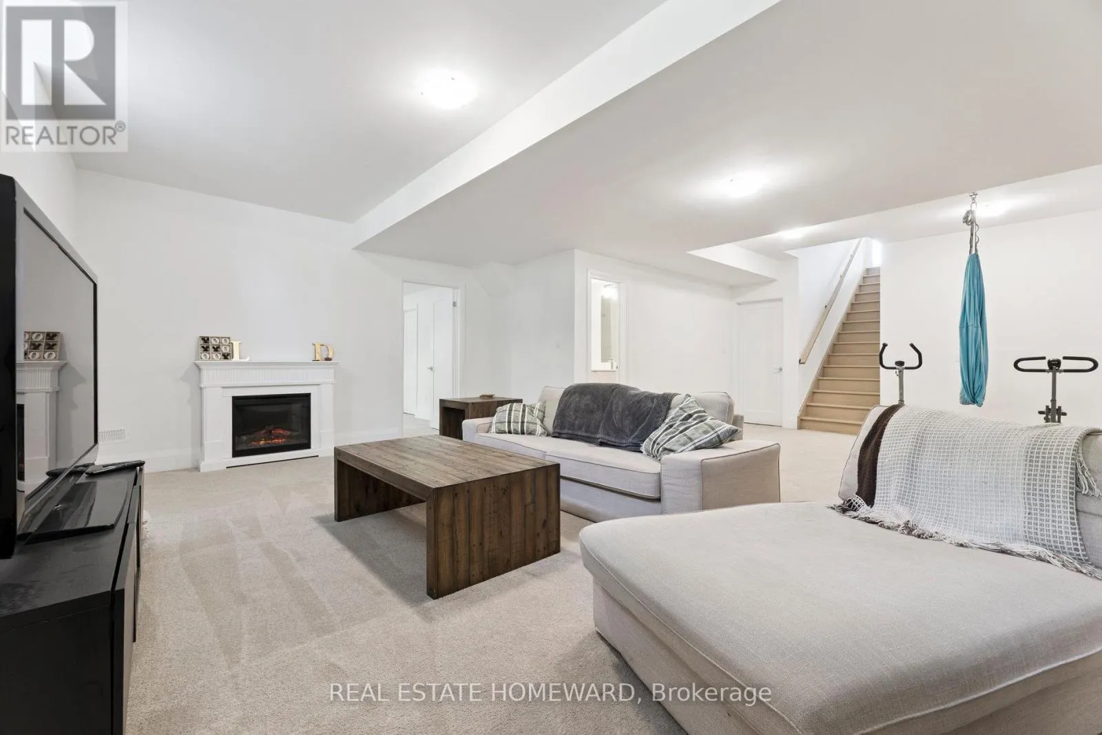 11 LOIS TORRANCE TRAIL