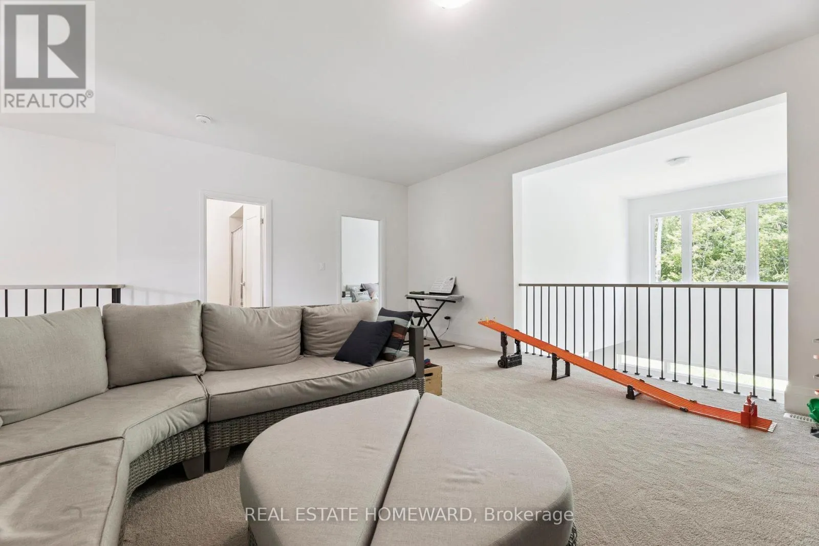 11 LOIS TORRANCE TRAIL
