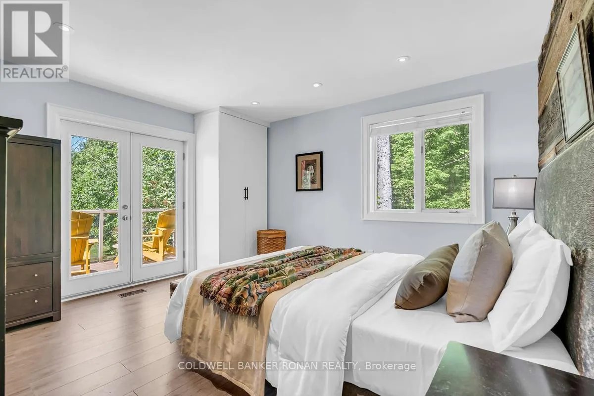 1292 SHOREVIEW DRIVE