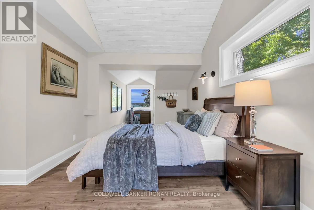 1292 SHOREVIEW DRIVE