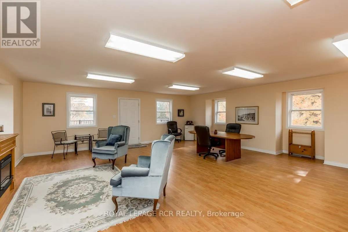 2100 DAVIS DRIVE W
