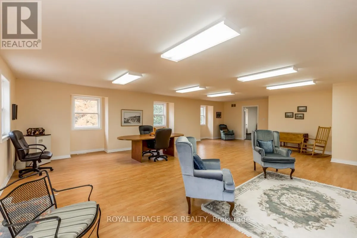 2100 DAVIS DRIVE W