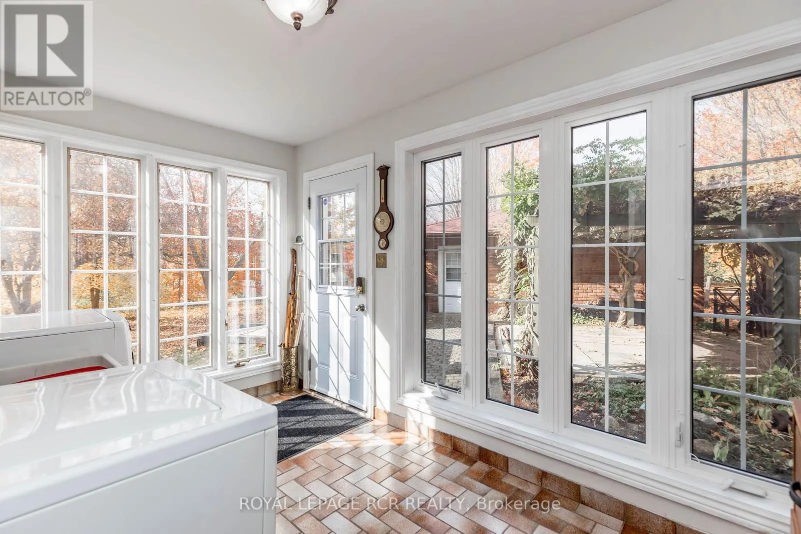 2100 DAVIS DRIVE W
